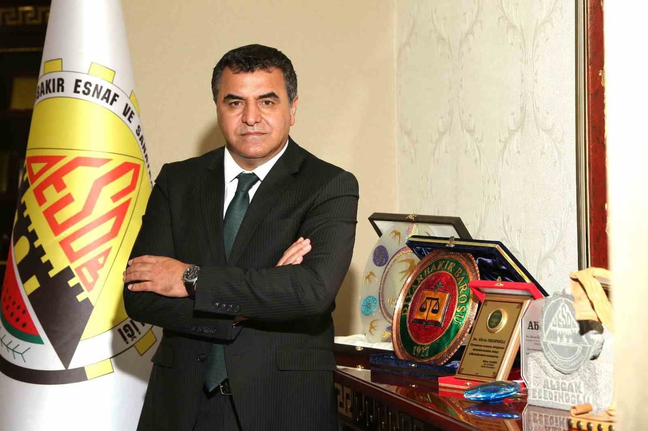 DİYARBAKIR ESNAF VE SANATKARLAR ODALARI BİRLİĞİ (DESOB) BAŞKANI ALİCAN EBEDİNOĞLU