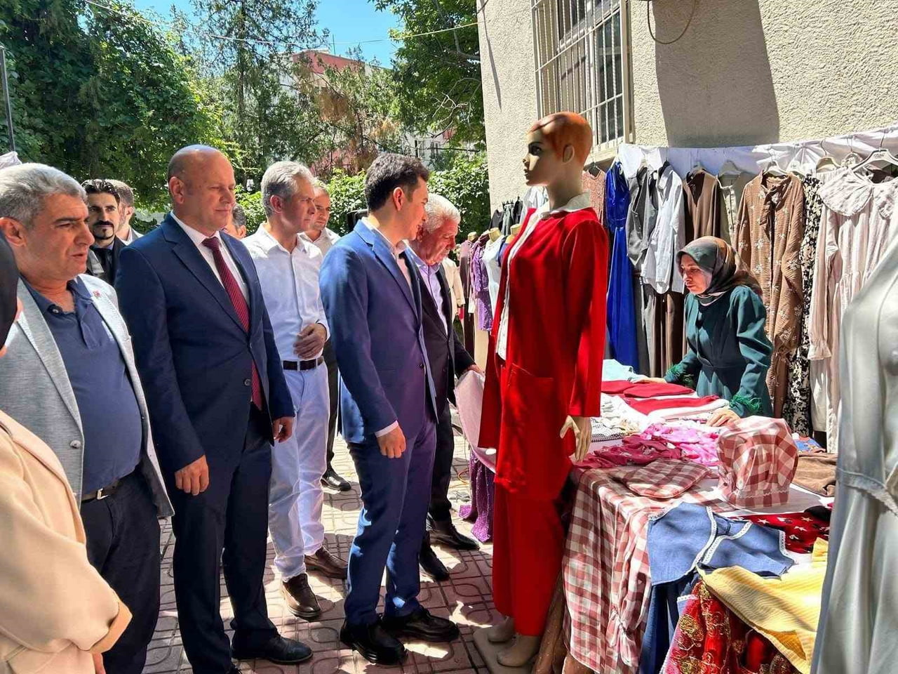 DİYARBAKIR’IN ÇERMİK İLÇE MİLLİ EĞİTİM MÜDÜRLÜĞÜ HALK EĞİTİM MERKEZİ TARAFINDAN YIL SONU ETKİNLİĞİ...
