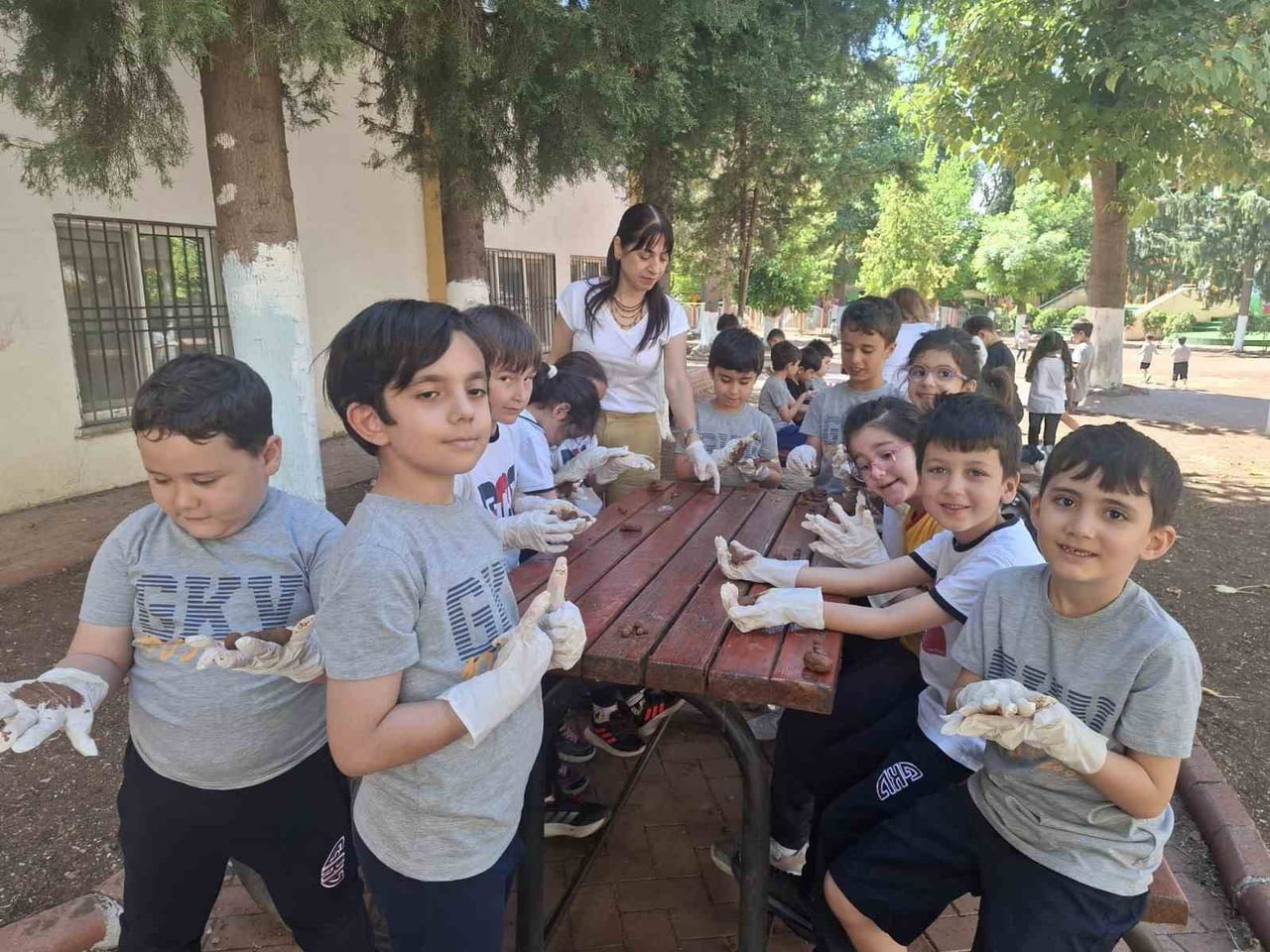 DOĞA DOSTU GKV’Lİ MİNİKLERDEN TABİATA DOKUNUŞ
