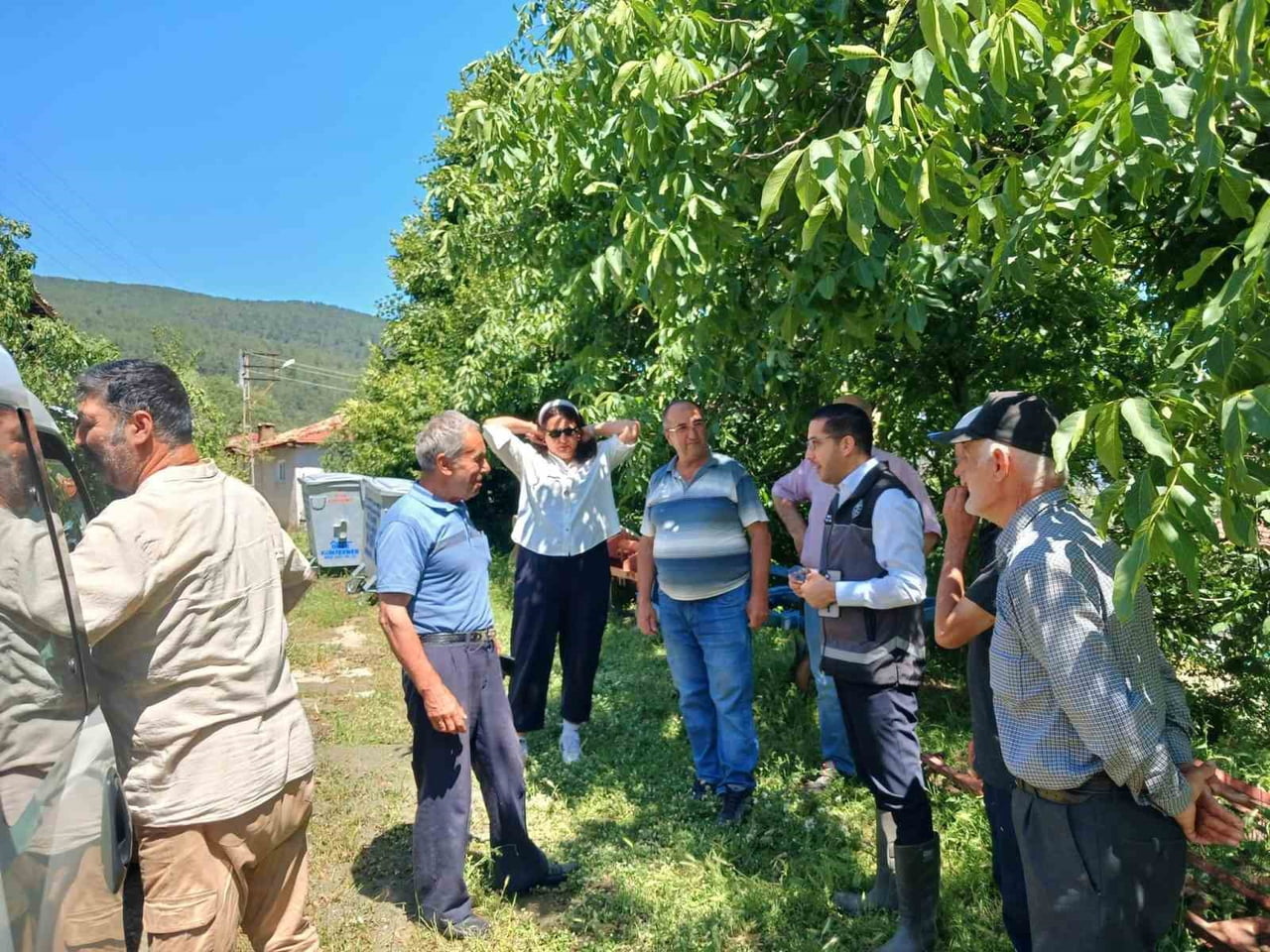 DOLU YAĞIŞI SONRASI SAHADA ZARAR TESPİTİ YAPILDI
