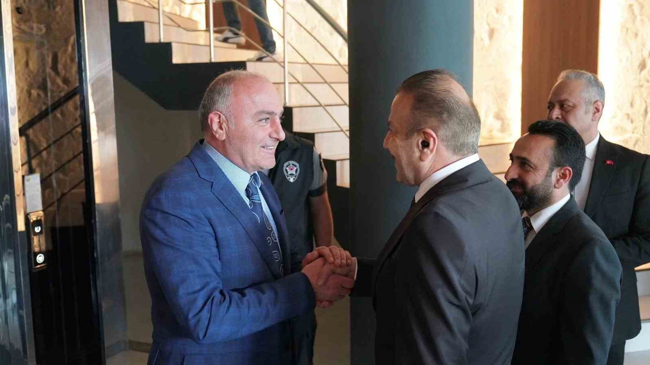 DUHOK TİCARET VE SANAYİ ODASI İLE IKBY HEYETİ ETSO'NI ZİYARET ETTİ.