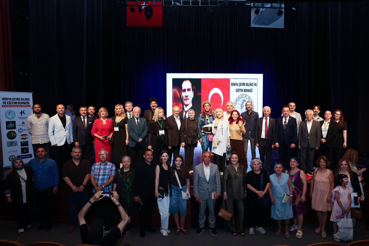 DÜNYA ÇEVRE BİLİNCİ DERNEĞİ’NİN DÜZENLEDİĞİ "2. YÜZYIL CUMHURİYET ÖDÜLLERİ" TÖRENİ...