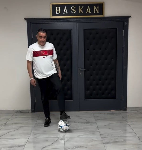 DÜNYA KUPASI YOLUNDAKİ A MİLLİ FUTBOL TAKIMI'NIN ULUSLARARASI ARENADAKİ BAŞARISINA DESTEK VERMEK...