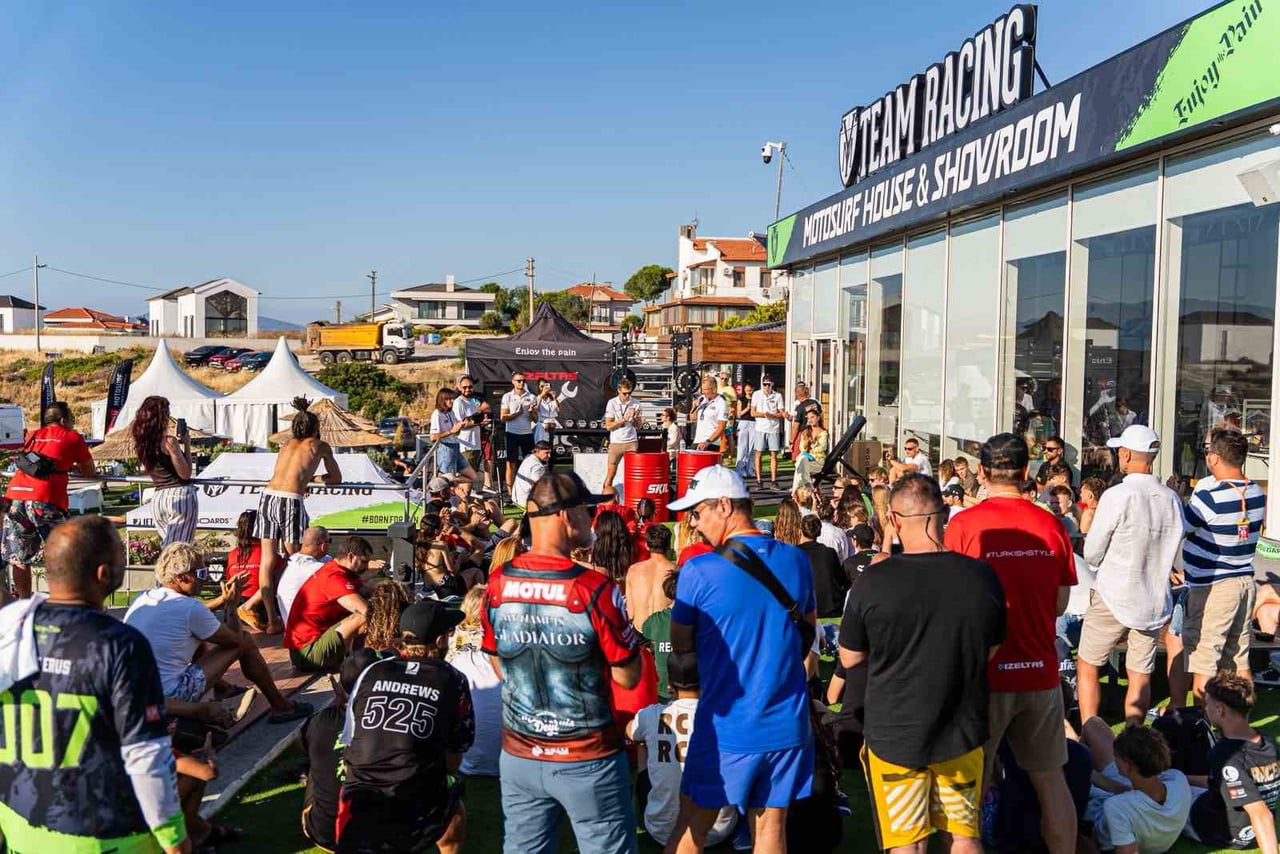 DÜNYA MOTOSURF ŞAMPİYONASI'NDA HEYECAN BAŞLADI