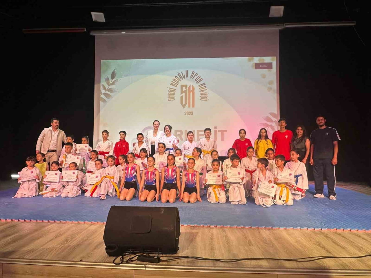 DÜZCE ARMELİT FOLKLOR KÜLTÜR VE SANAT DERNEĞİ İLE SABRİ KIROĞLU SPOR KULÜBÜ'NÜN ORTAKLAŞA...
