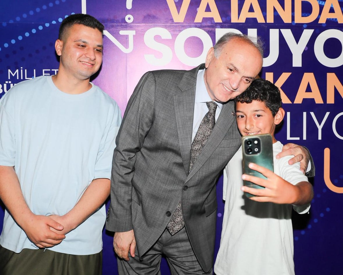 DÜZCE BELEDİYE BAŞKANI DR. FARUK ÖZLÜ, “VATANDAŞ SORUYOR BAŞKAN CEVAPLIYOR” MAHALLE BULUŞMALARI...