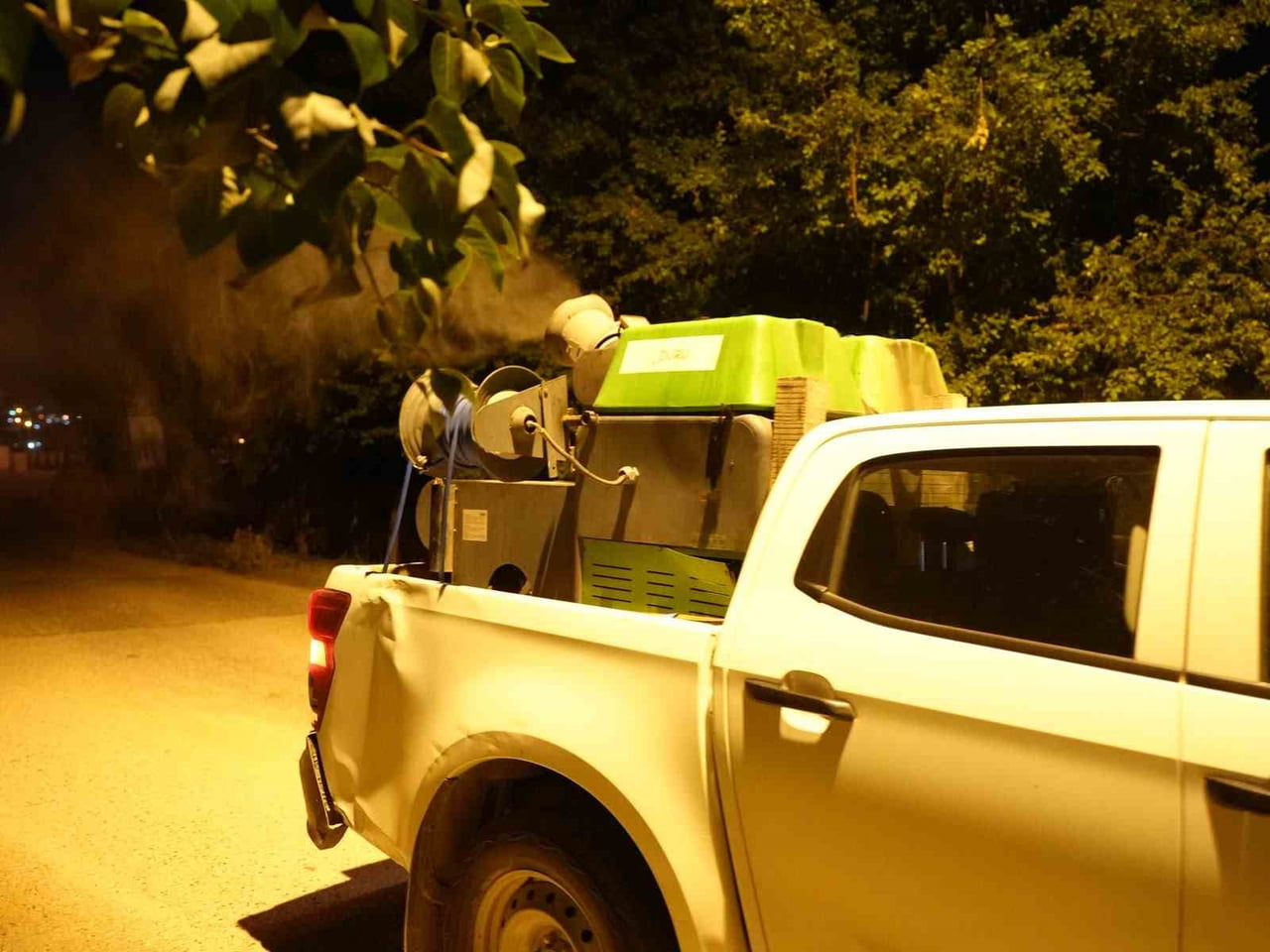 DÜZCE BELEDİYESİ YAZ AYLARINDA ARTAN SİVRİSİNEK VE KARASİNEK HAŞERELERİNE KARŞI HEM GÜNDÜZ HEM DE...
