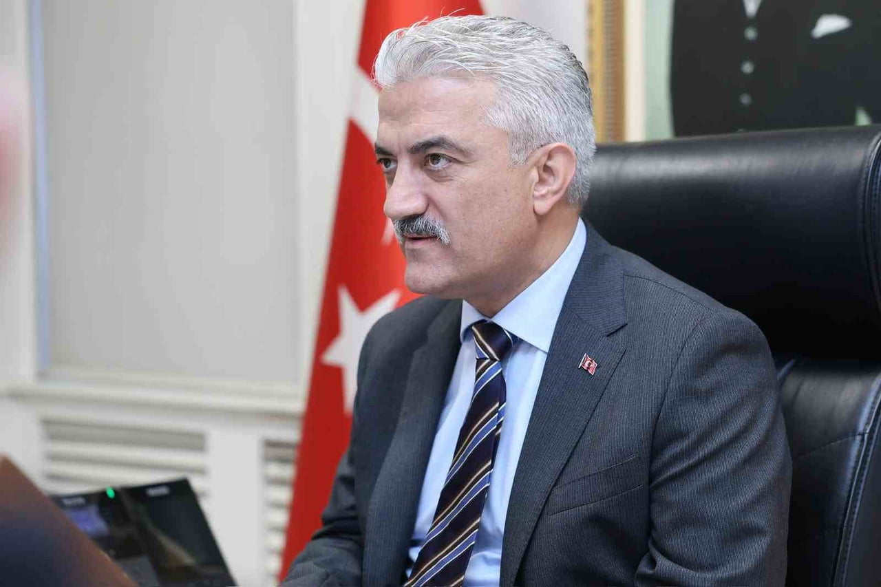 DÜZCE GENELİNDE ALINAN GÜVENLİK TEDBİRLERİ VE ASAYİŞ UYGULAMALARININ DEĞERLENDİRİLDİĞİ...