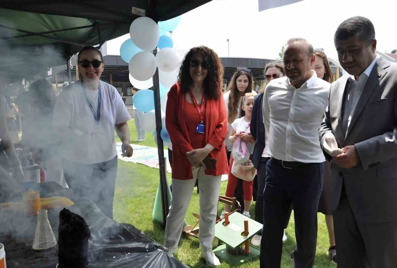 DÜZCE İL MİLLÎ EĞİTİM MÜDÜRLÜĞÜ KOORDİNESİNDE YÜRÜTÜLEN DÜZCE GENÇTEK VE TÜBİTAK PROJELERİ, TED...