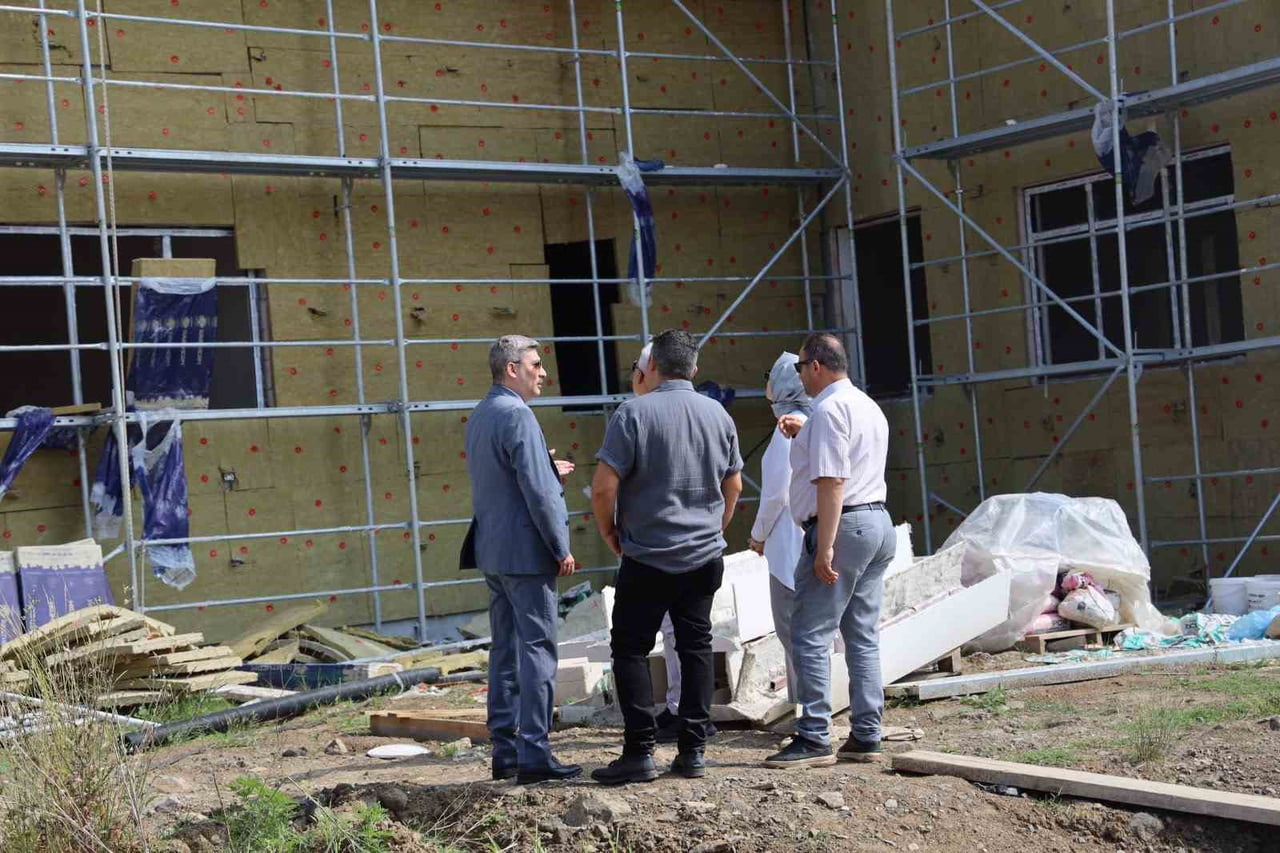 DÜZCE İL ÖZEL İDARESİ TARAFINDAN YAPIMI SÜRDÜRÜLEN 24 DERSLİKLİ TURGUT ÖZAL ANADOLU LİSESİ...