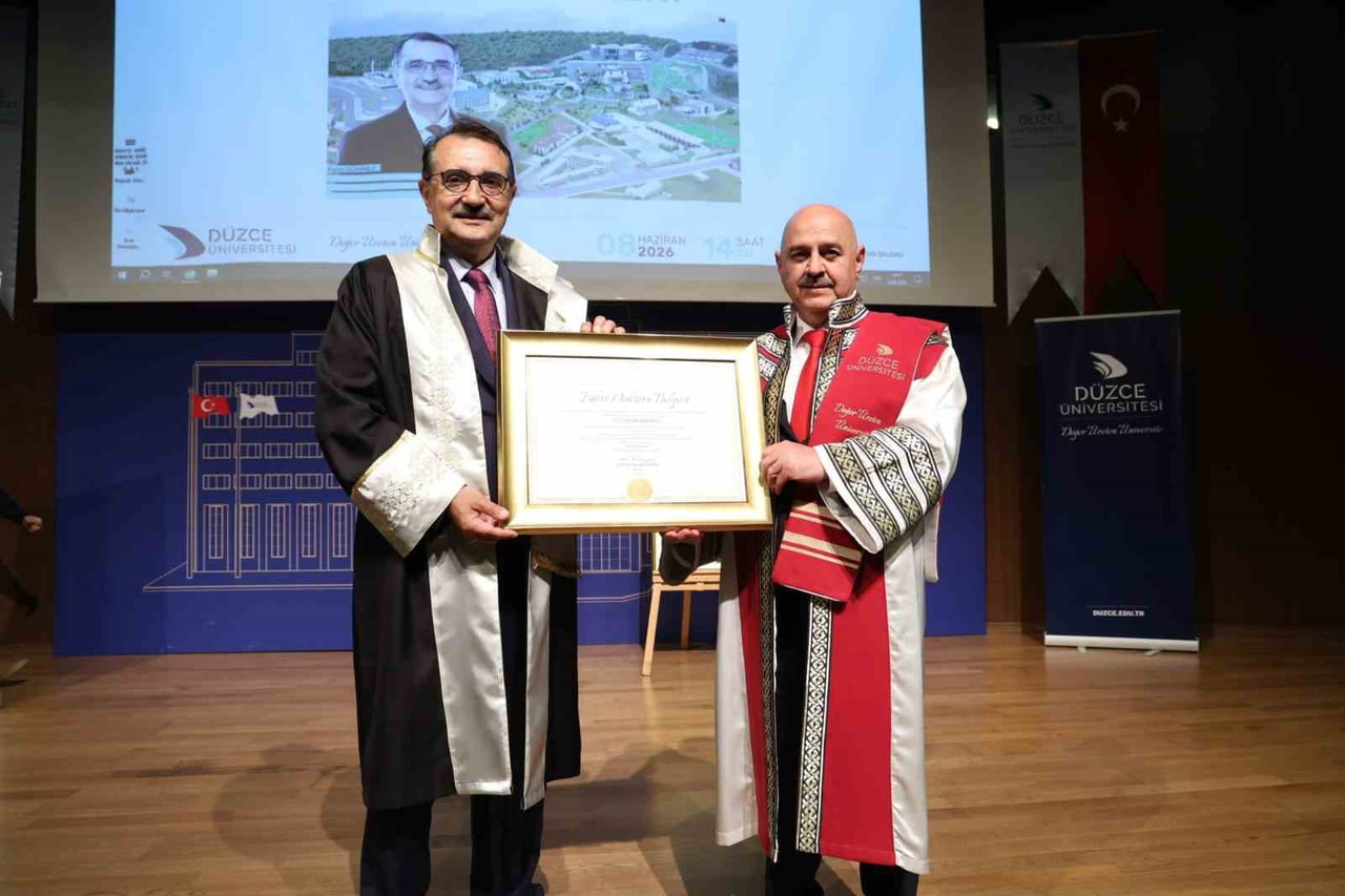 DÜZCE ÜNİVERSİTESİ TARAFINDAN ÖNCEKİ DÖNEM ENERJİ VE TABİİ KAYNAKLAR BAKANI, 28. DÖNEM ESKİŞEHİR...