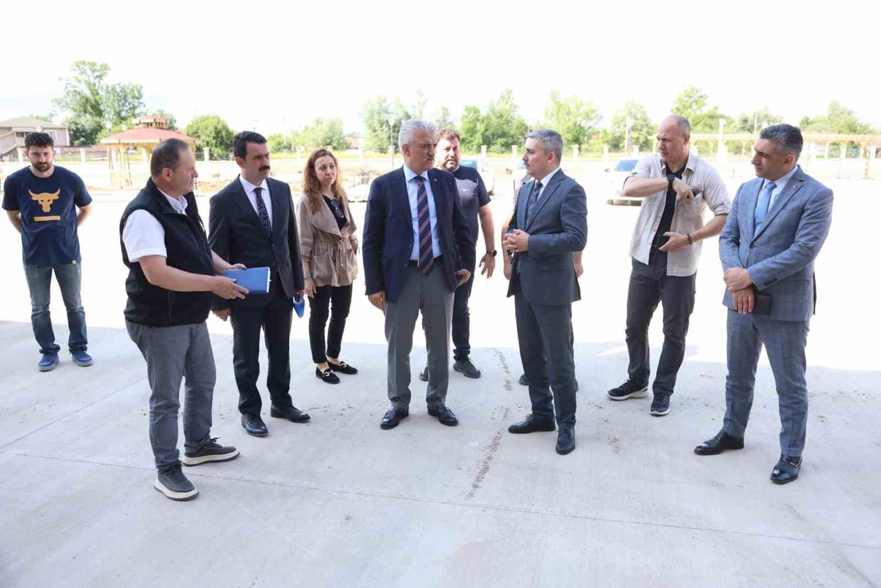 DÜZCE VALİSİ MEHMET MAKAS, YAPIMINDA SONA GELİNEN 16 DERSLİKLİ ÖZEL EĞİTİM MESLEK OKULU’NDA...