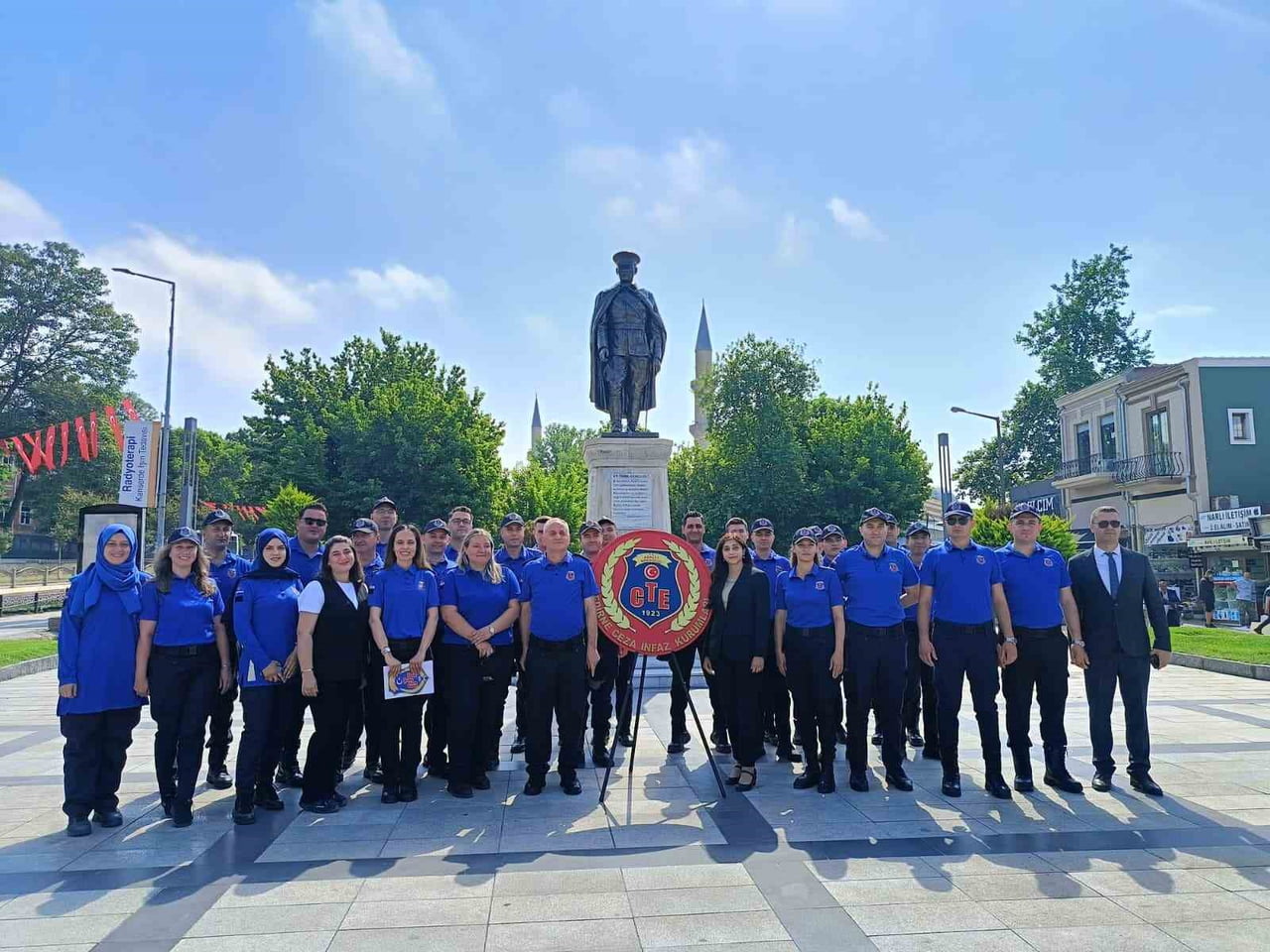EDİRNE'DE CEZA İNFAZ PERSONELİ GÜNÜ DOLAYISIYLA TÖREN DÜZENLENDİ.