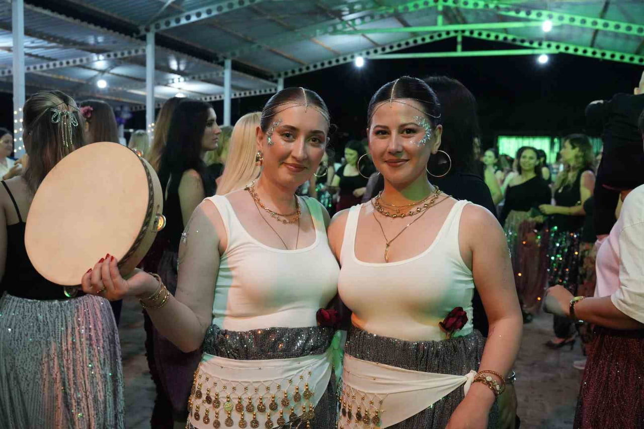 EDİRNE'DE KADINLARIN ŞALVAR GECESİ GELENEĞİ SÜRÜYOR