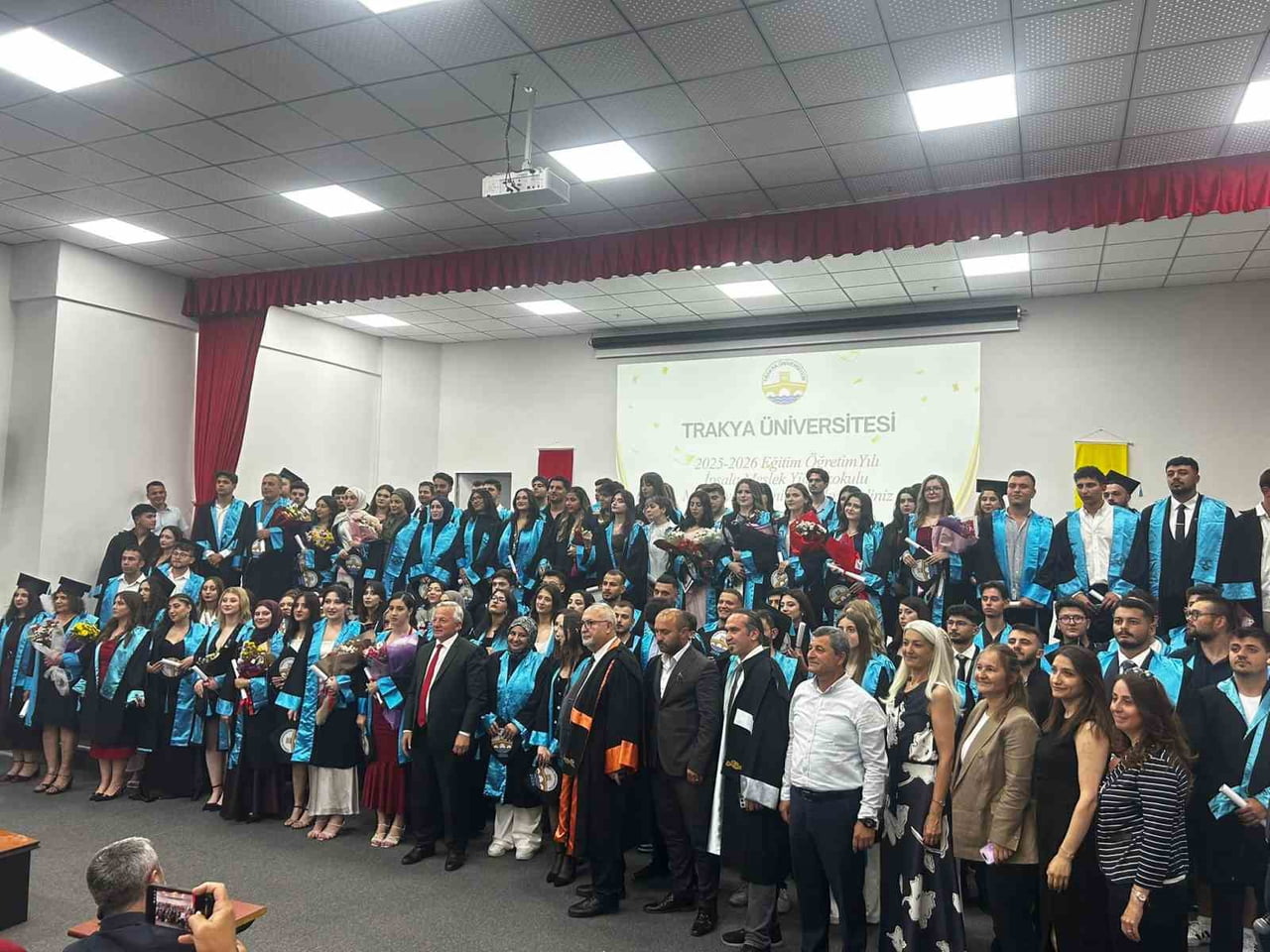 EDİRNE'NİN İPSALA İLÇESİNDE YAŞAYAN 62 YAŞINDAKİ CEMİLE LİMAN, YILLARDIR İÇİNDE TAŞIDIĞI...