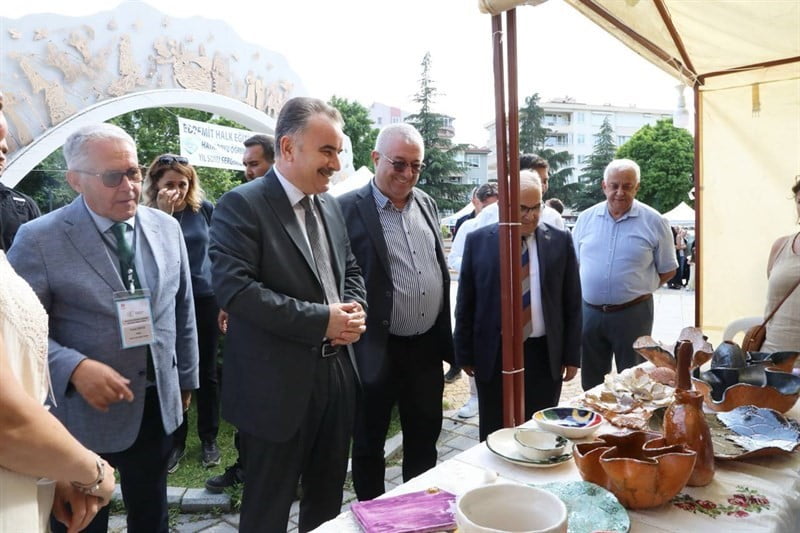 EDREMİT HALK EĞİTİMİ MERKEZİ TARAFINDAN "HAYAT BOYU ÖĞRENME HAFTASI" ETKİNLİKLERİ KAPSAMINDA...