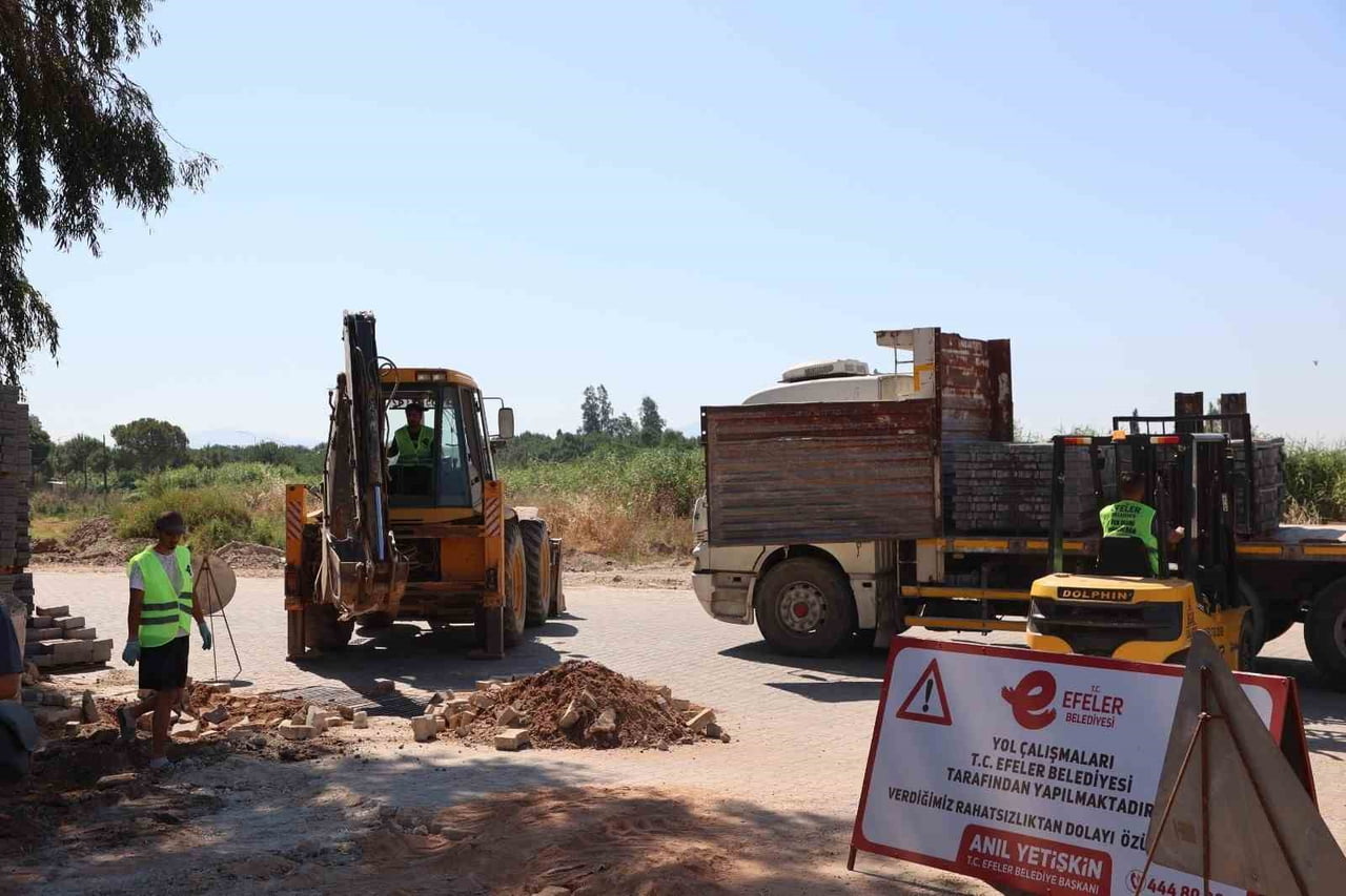 EFELER BELEDİYESİ’NDEN ŞEHİR HASTANESİ YOLUNDA ÇALIŞMA