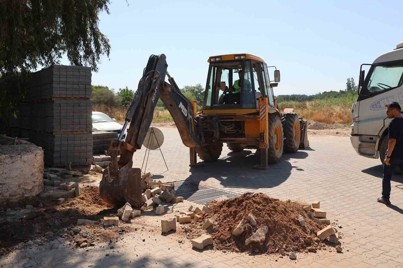 EFELER BELEDİYESİ’NDEN ŞEHİR HASTANESİ YOLUNDA ÇALIŞMA