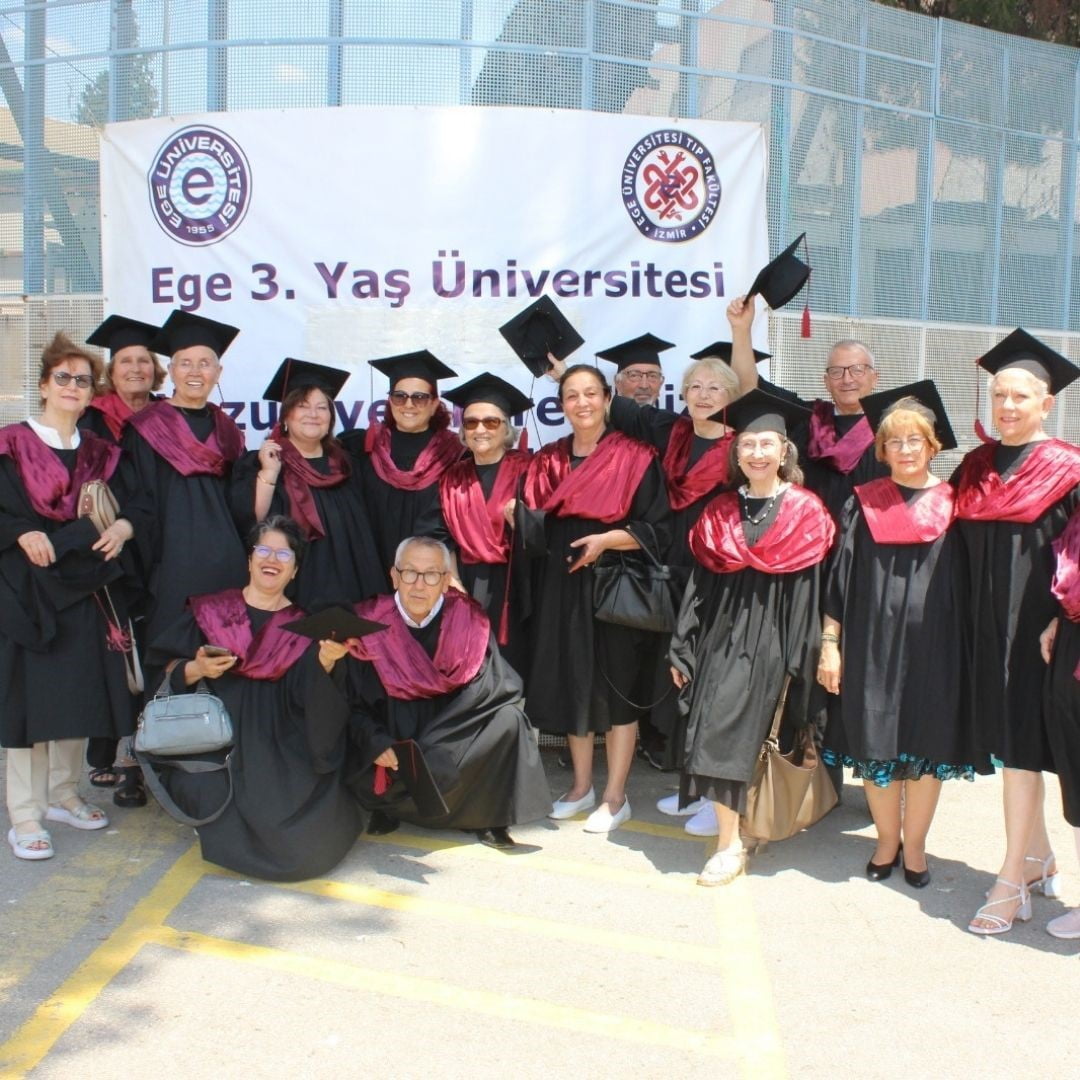 EGE ÜNİVERSİTESİNİN 60 YAŞ ÜSTÜ BİREYLERE YÖNELİK HAYATA GEÇİRDİĞİ VE ULUSLARARASI ALANDA...