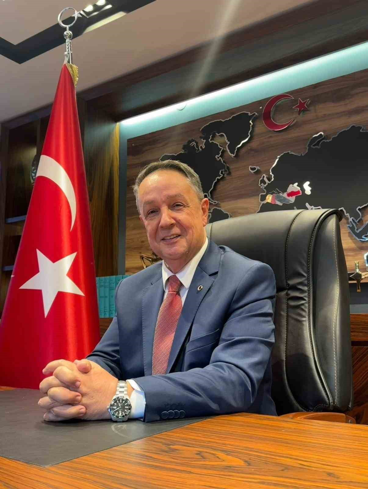EKREM ALFATLI, YENİDEN EKONOMİ VE KALKINMA POLİTİKALARINDAN SORUMLU GENEL BAŞKAN YARDIMCILIĞI...