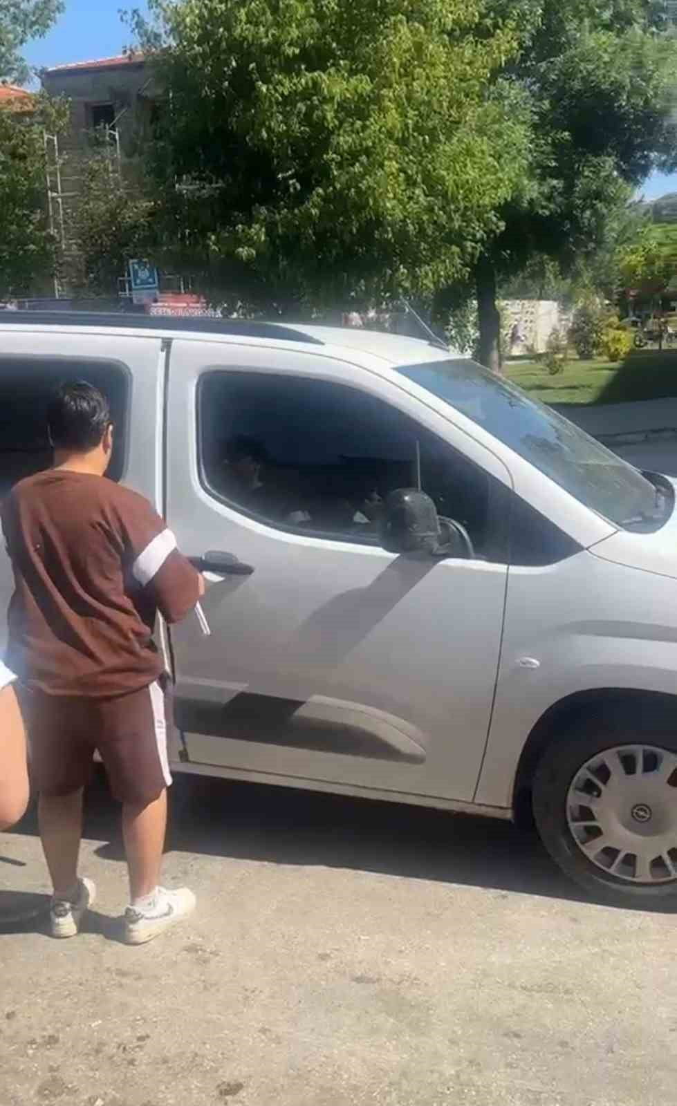 ELAZIĞ'DA SINAVA GEÇ KALAN ÖĞRENCİLER BELEDİYE ULAŞIM EKİPLERİ İLE ZAMANINDA...