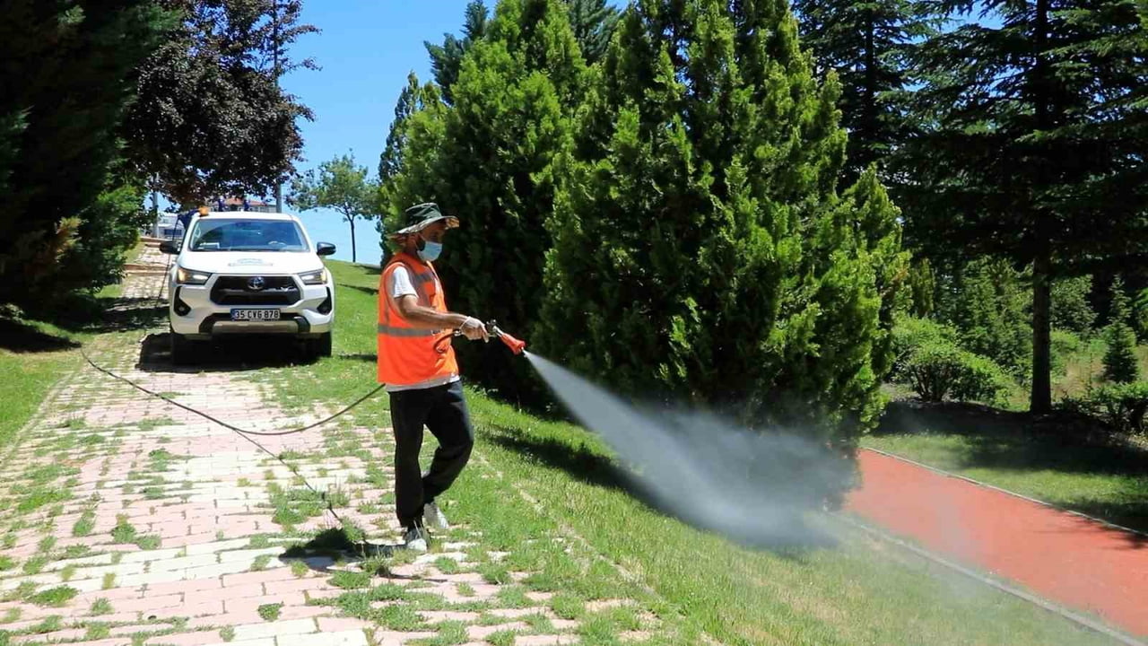 ELAZIĞ BELEDİYESİ, VATANDAŞLARIN DAHA KONFORLU BİR YAZ DÖNEMİ GEÇİRMESİ VE HALK SAĞLIĞININ...
