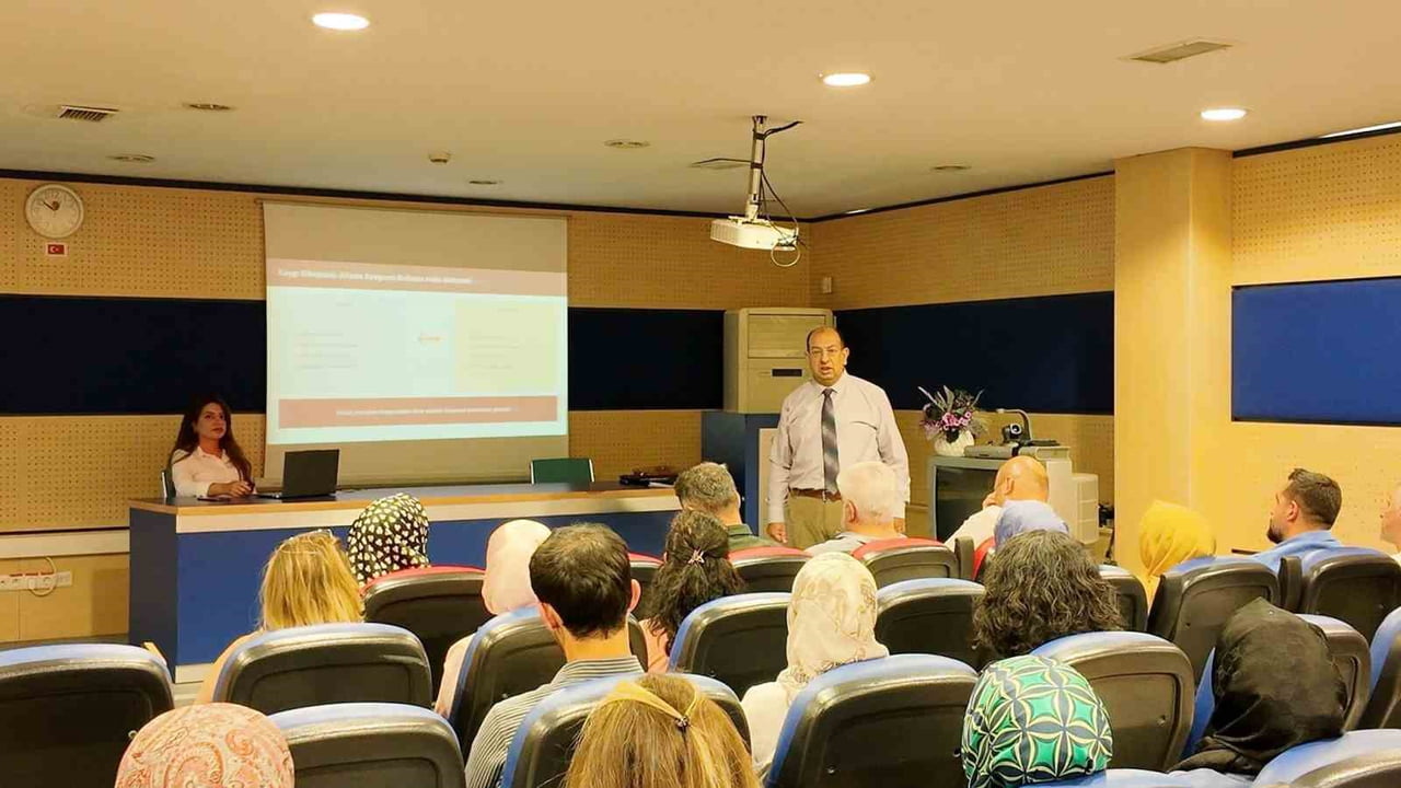 ELAZIĞ’DA ÇOCUKLARDA VE ERGENLERDE SINAV KAYGISINA EBEVEYN YAKLAŞIMI  PROGRAMI