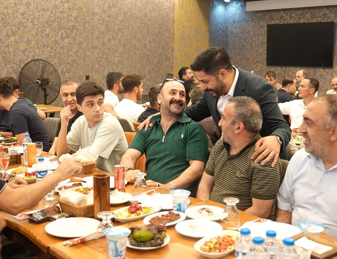 ELAZIĞ TİCARET BORSASI BAŞKAN ADAYI ŞENOL ARSLAN, KENTTEKİ KASAP ESNAFIYLA DÜZENLENEN İSTİŞARE VE...