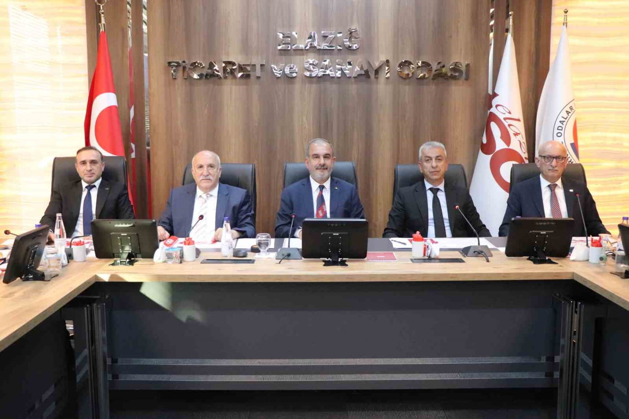 ELAZIĞ TİCARET VE SANAYİ ODASI;  MAYIS AYI MECLİS TOPLANTISINI GERÇEKLEŞTİRDİ. MECLİS BAŞKANI...