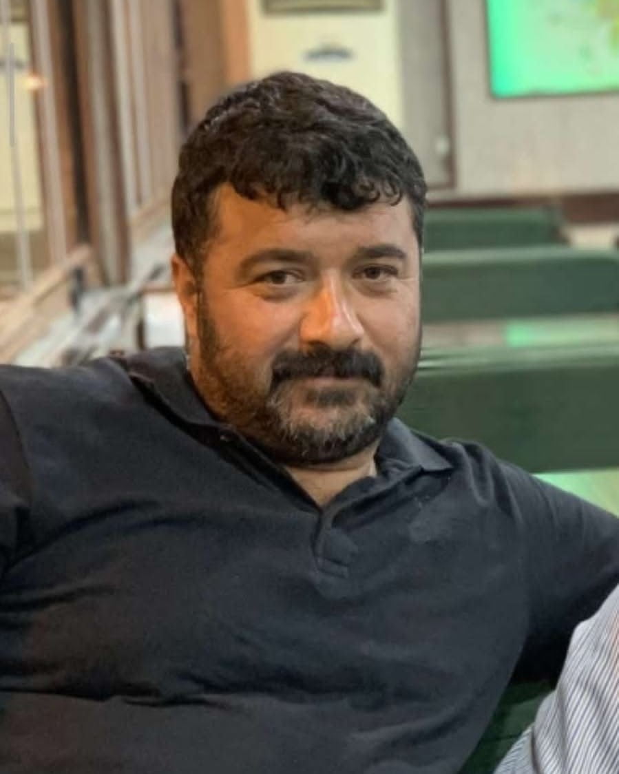 ELEKTRİK AKIMINA UĞRAYAN DEMİR DOĞRAMA HAYATINI KAYBETTİ.