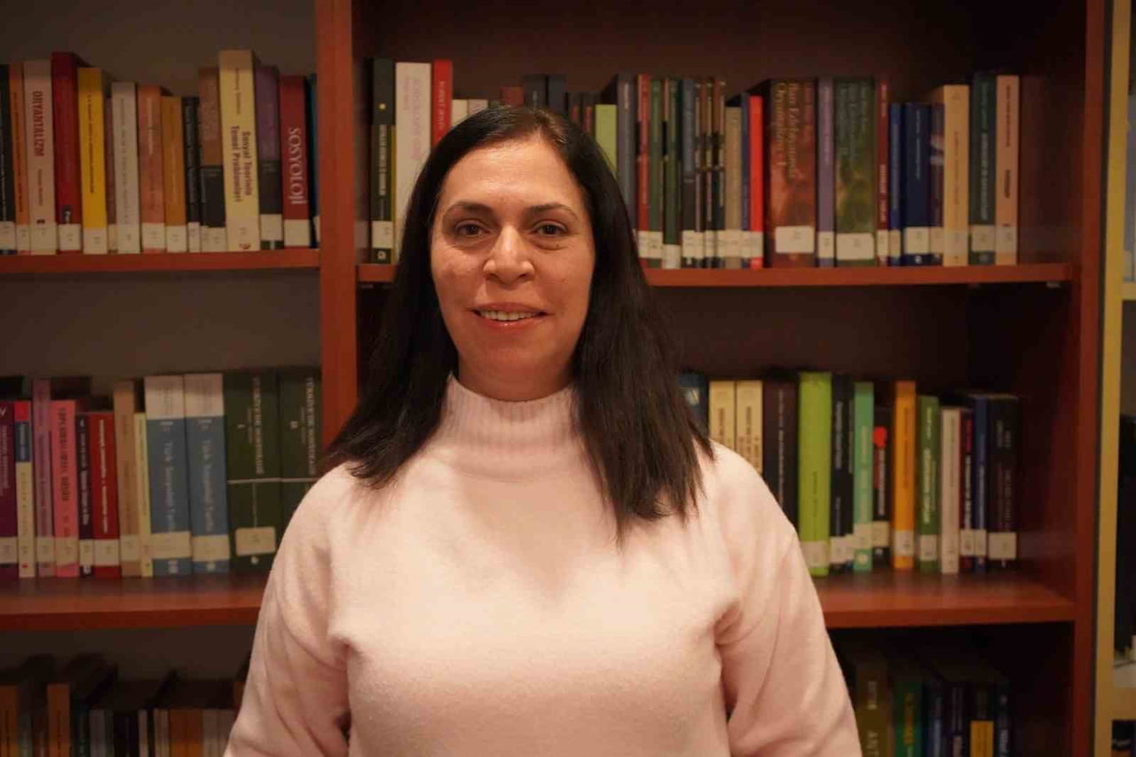 ELİF YÖYAN