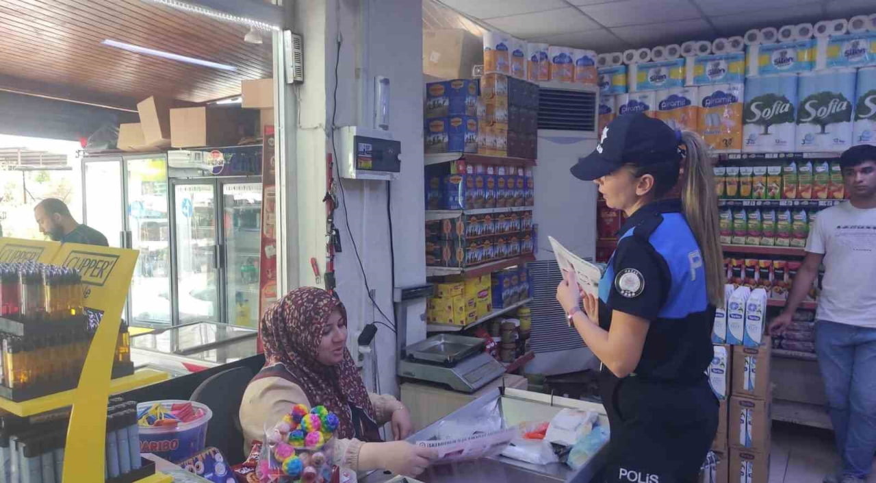 EMNİYET PERSONELİ, ESENTEPE MAHALLESİ HALK PAZARI’NDA VATANDAŞLARA DOLANDIRICILIK YÖNTEMLERİ VE...