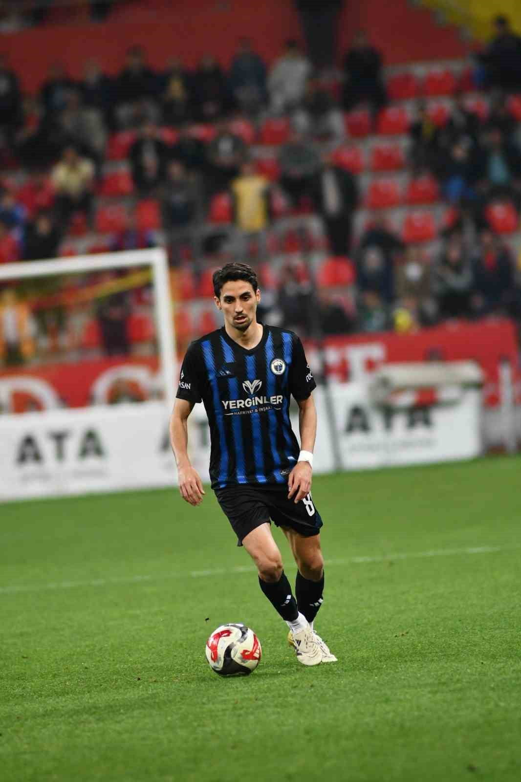 ERCİYES 38 FUTBOL SPOR KULÜBÜ, YENİ SEZON ÖNCESİ İÇ TRANSFERDE 8 İSİM İLE YENİDEN...