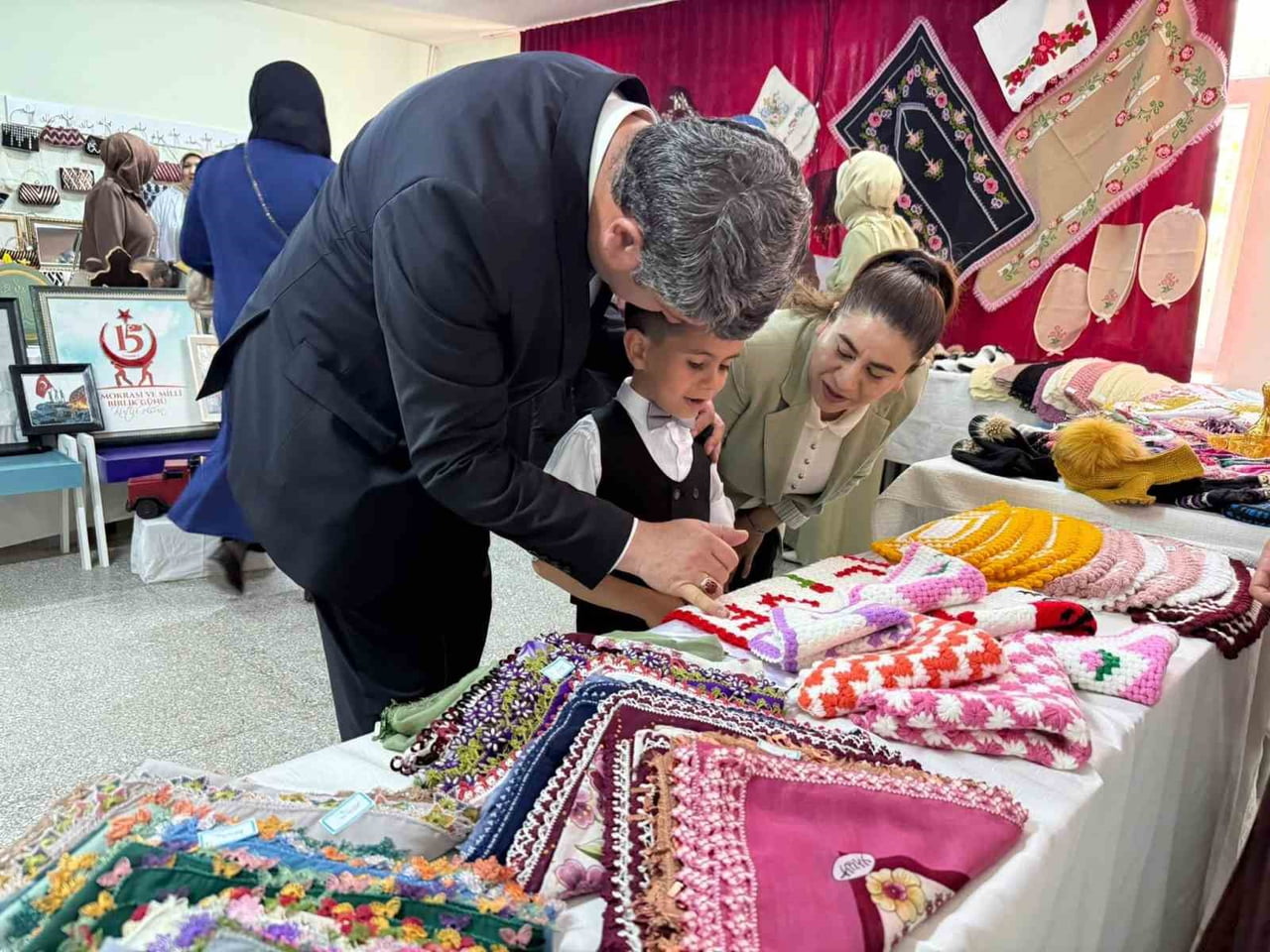 ERZİNCAN'IN REFAHİYE İLÇESİNDE, HAYAT BOYU ÖĞRENME HAFTASI ETKİNLİKLERİ KAPSAMINDA REFAHİYE HALK...