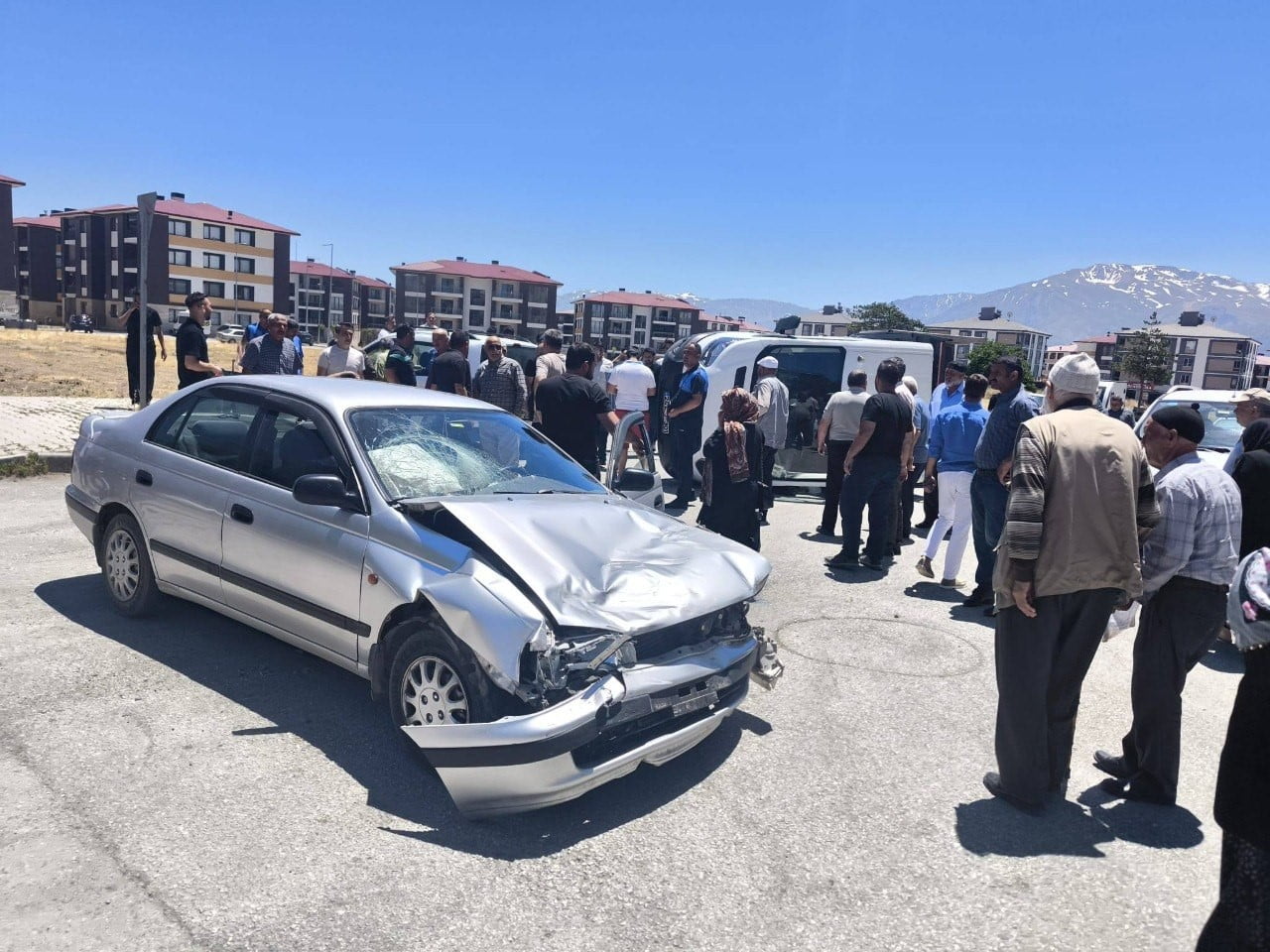 ERZİNCAN’DA MADDİ HASARLI TRAFİK KAZASI