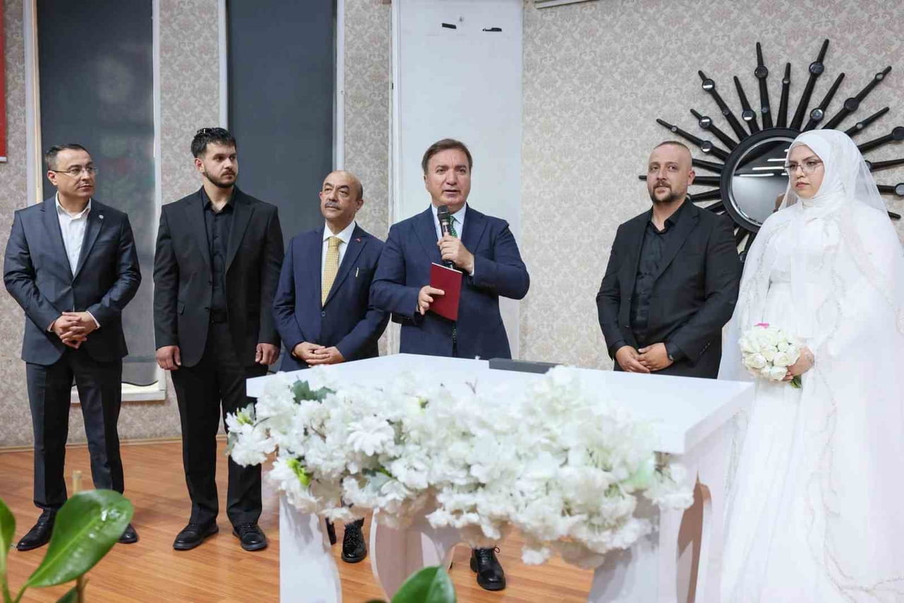 ERZİNCAN VALİSİ HAMZA AYDOĞDU, MEMUR-SEN ERZİNCAN İL BAŞKANI NEBİ GÜL'ÜN OĞLU MUHAMMED YASİR GÜL...