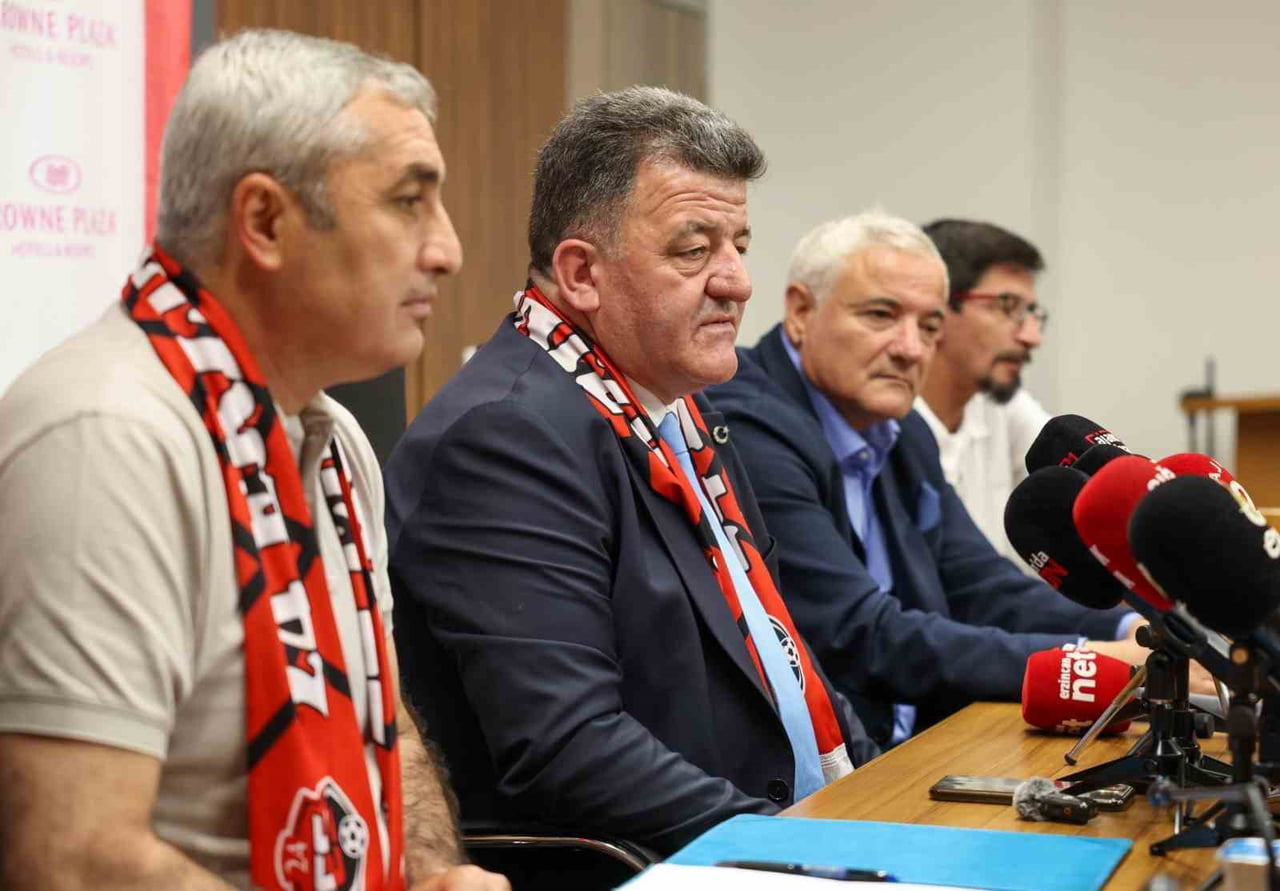 ERZİNCANSPOR İLE ALACAKLILAR ARASINDA AÇIKLAMA POLEMİĞİ