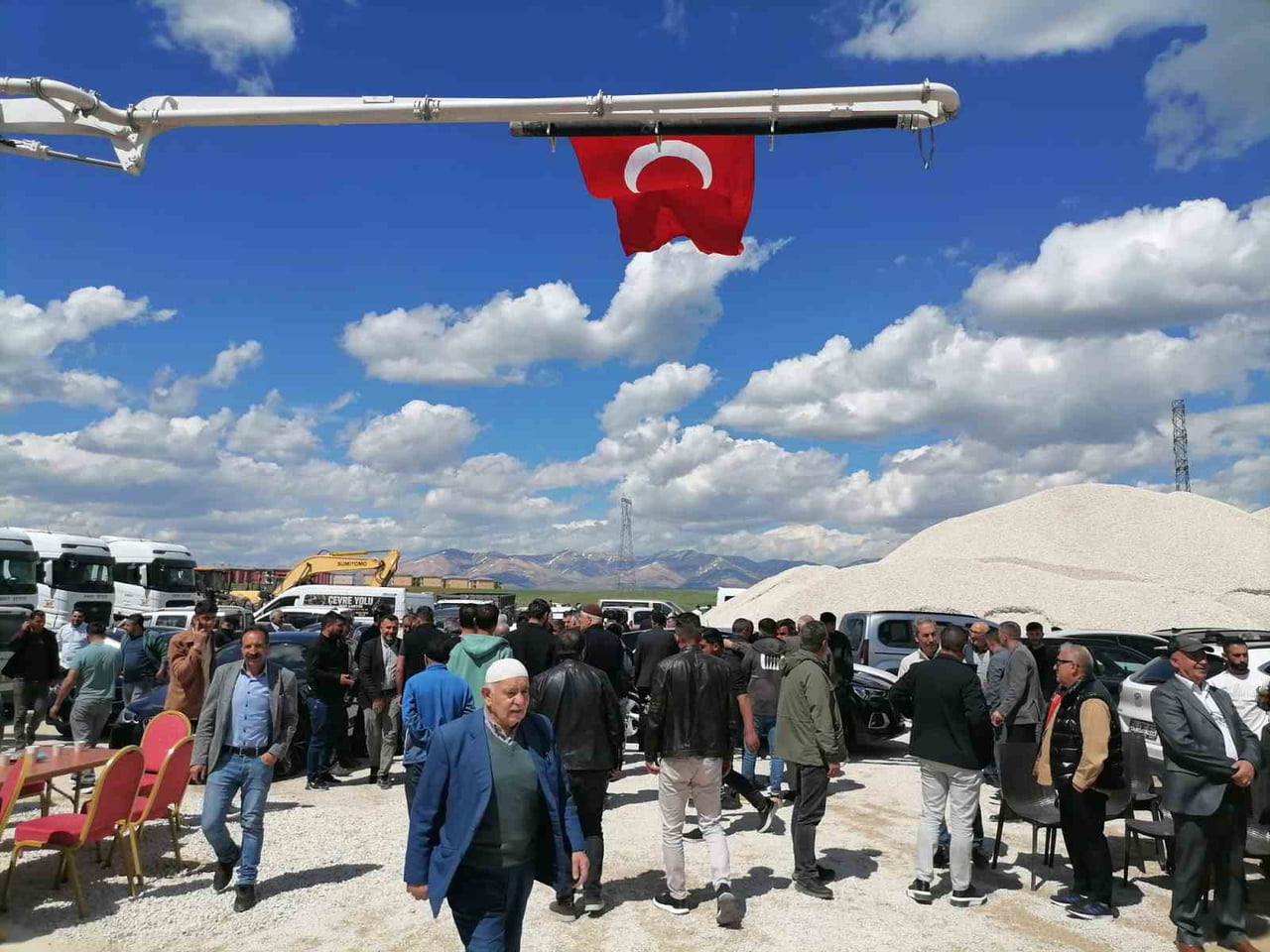 ERZURUM'UN HINIS İLÇESİ ÖNEMLİ BİR YATIRIMA EV SAHİPLİĞİ YAPTI.