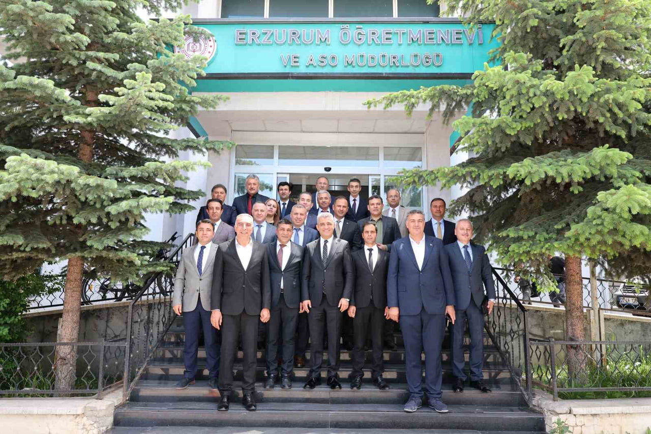 ERZURUM’DA İLÇE MİLLÎ EĞİTİM MÜDÜRLERİ TOPLANTISI GERÇEKLEŞTİRİLDİ.