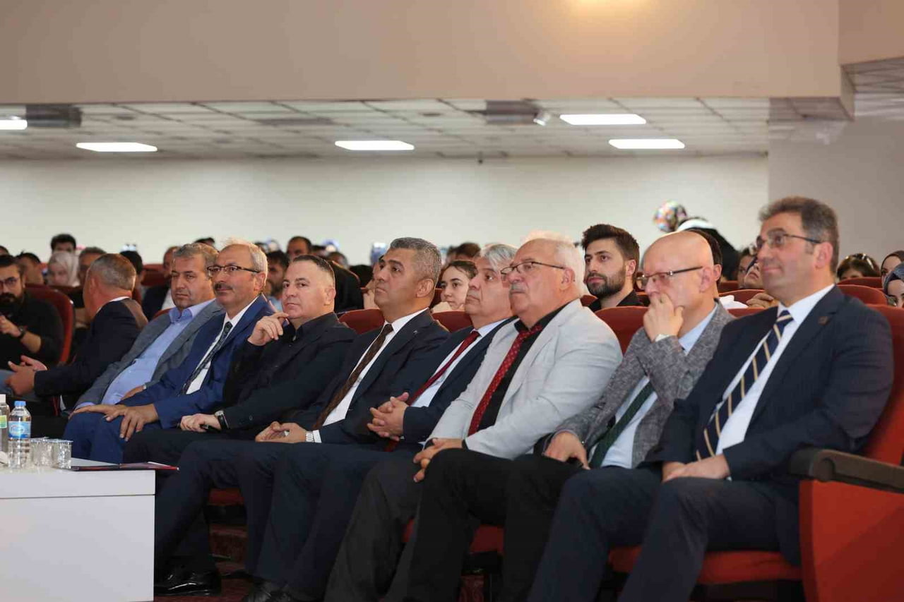 ERZURUM’DA REHBER ÖĞRETMEN/PSİKOLOJİK DANIŞMAN SENE SONU DEĞERLENDİRME TOPLANTISI...
