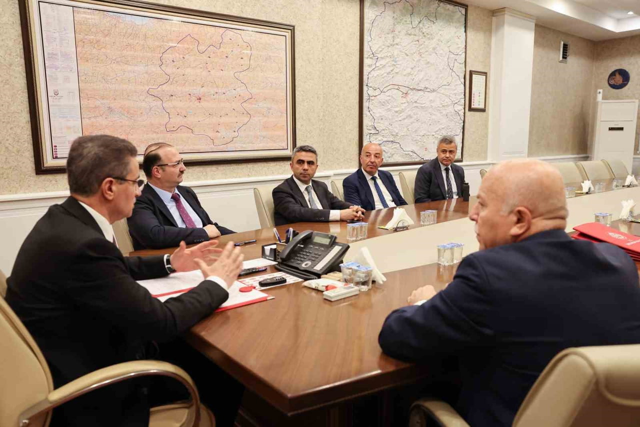 ERZURUM’DA SAHİPSİZ HAYVANLARIN KORUNMASI, POPÜLASYONLARININ BİLİMSEL YÖNTEMLERLE KONTROL ALTINA...