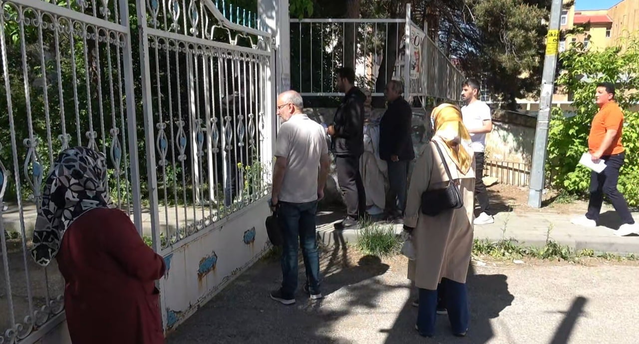 ERZURUM’DA YKS HEYECANI BAŞLADI