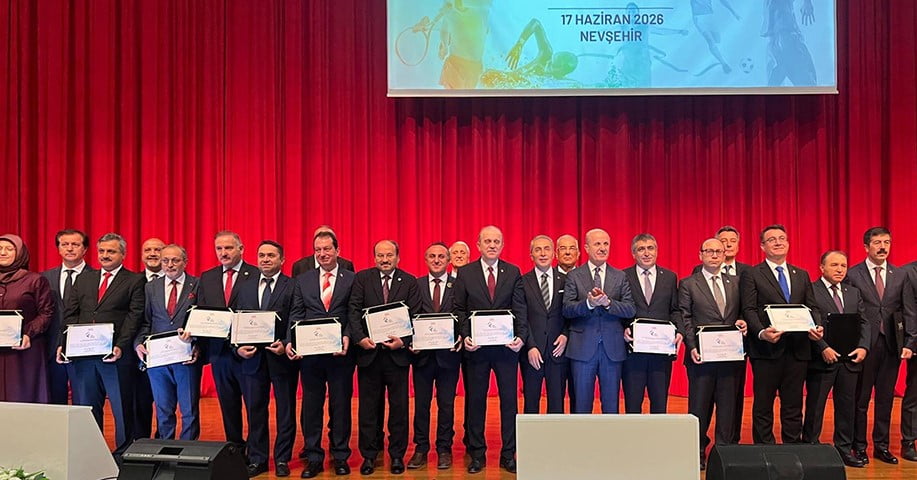 ERZURUM TEKNİK ÜNİVERSİTESİ "SPOR DOSTU KAMPÜS" DEĞERLENDİRMESİNDE TÜRKİYE İKİNCİSİ...