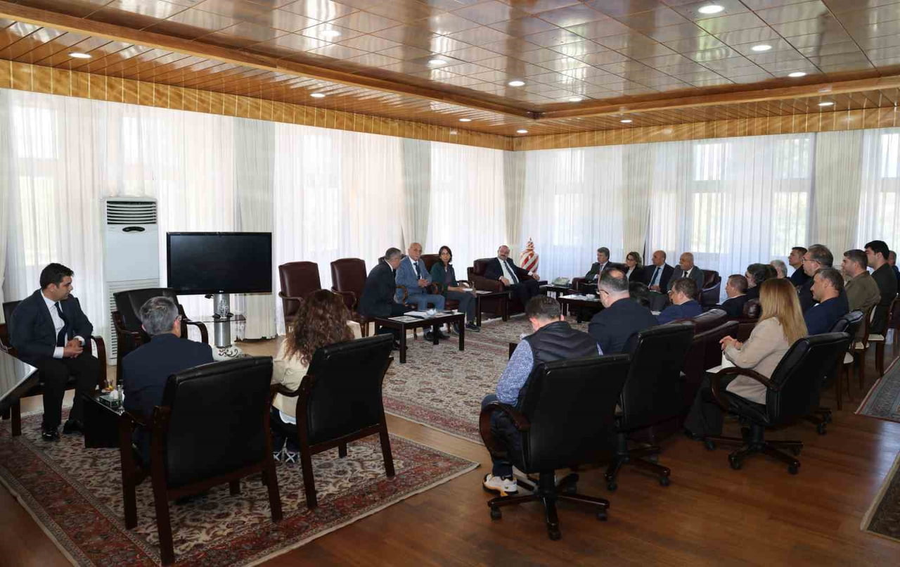 ERZURUM’UN MEVCUT İHTİYAÇLARININ BİLİMSEL YÖNTEMLERLE TESPİT EDİLMESİ VE ÇÖZÜM ÖNERİLERİNİN ORTAYA...