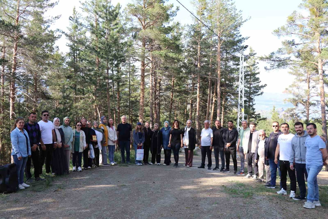 ERZURUM’UN OLTU  İLÇESİNDE FAALİYET GÖSTEREN MEHMET AKİF ERSOY İLKOKULU, 2025-2026 EĞİTİM ÖĞRETİM...