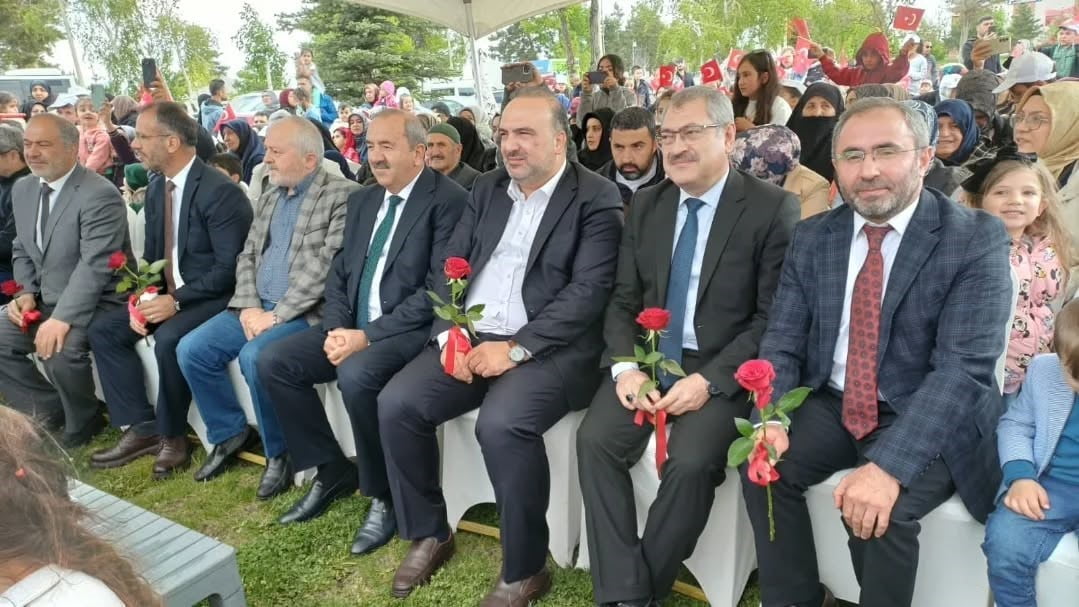 ERZURUM YAKUTİYE İLÇE MÜFTÜLÜĞÜ TARAFINDAN DÜZENLENEN 4-6 YAŞ KUR’AN KURSLARI YIL SONU KAPANIŞ...