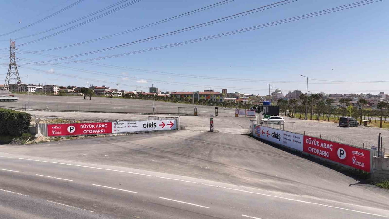 ESENLER BELEDİYESİ, İLÇEDEKİ TRAFİK VE OTOPARK SORUNUNU AZALTMAK AMACIYLA YENİ PROJELERİ HAYATA...