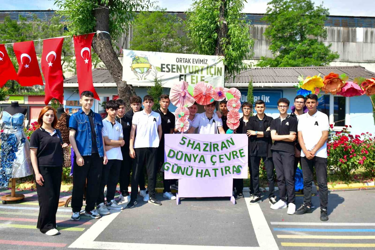 ESENYURT BELEDİYESİ TARAFINDAN 5 HAZİRAN DÜNYA ÇEVRE GÜNÜ KAPSAMINDA DÜZENLENEN ETKİNLİKLERDE...