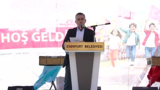 Esenyurt’ta karne coşkusu: Binlerce çocuk yaz tatiline şenlikle merhaba dedi