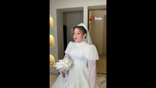 Eşini odunla döverek öldürdü
